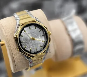 Bestwin Watch