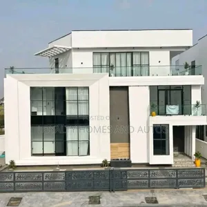 5bdrm House in Chevron for sale