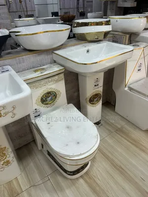 Royal Gold Floral Ceramic Toilet – Classic Luxury Wc