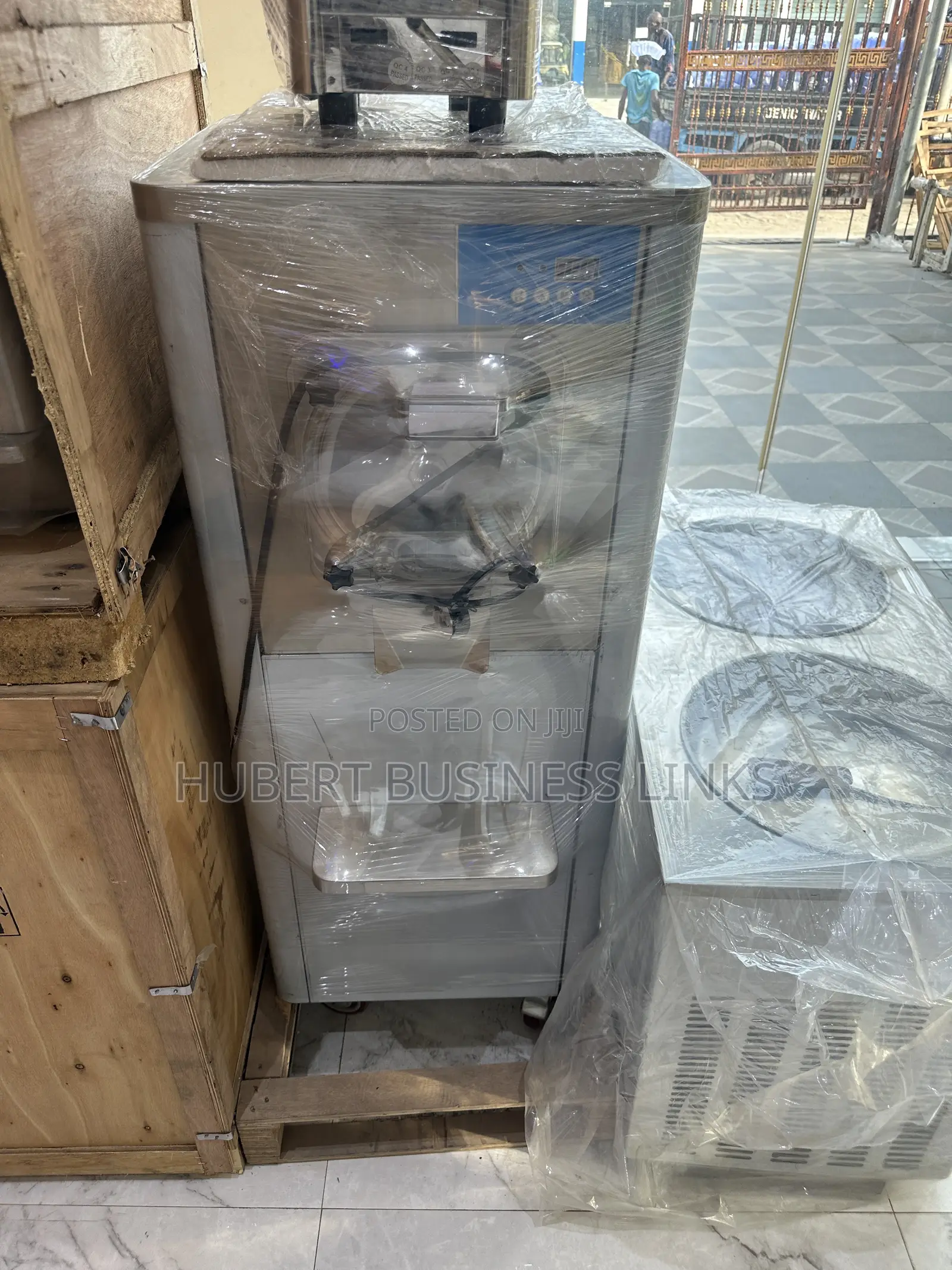 Batch Ice Cream Machine 18litrers Standing