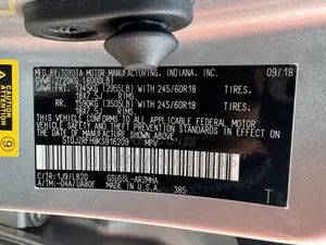 Toyota Highlander XLE 2019 Blue
