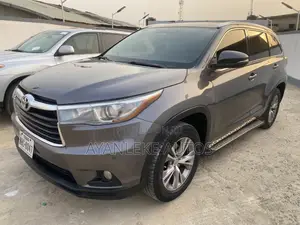 Toyota Highlander 2015 Gray