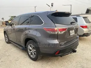 Toyota Highlander 2015 Gray