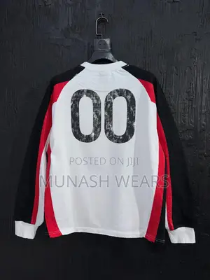 Classic Longsleeve Swirstshirt