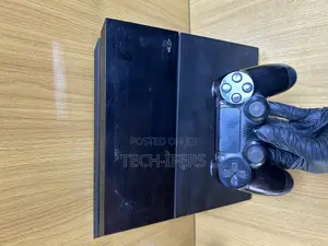 Playstation 4 Fat