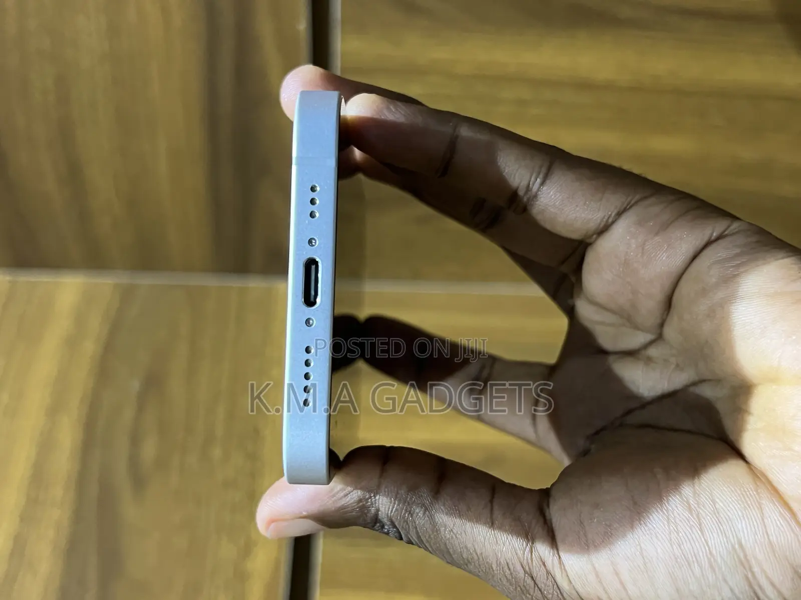 Apple iPhone 16e 128 GB White