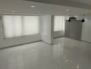 3bdrm Block of Flats in Victoria Island for sale
