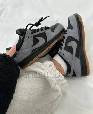 Unisex Nike Sneakers