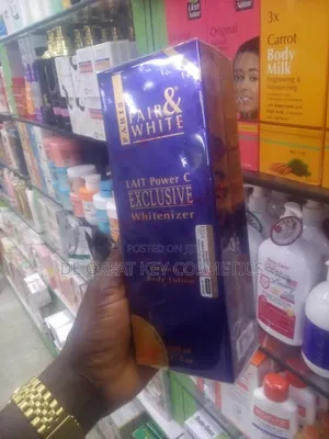 Fair White Lait Power C Exclusive Whitenizer Vitamin C Body Lotion