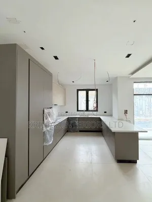 2bdrm Apartment in Lekki Phase 1 for sale