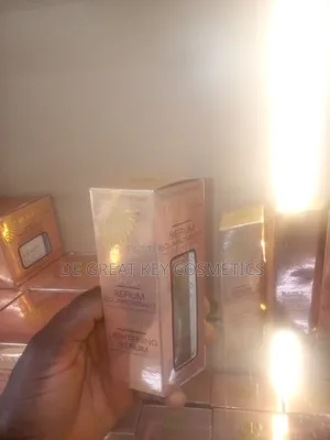Makari Eclaircissant Avec Omega 3 Gold Lightening Serum