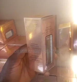 Makari Serum or Eclaircissant Avec Omega 3 Probiotique