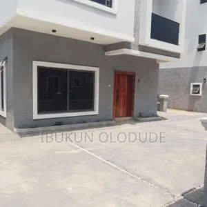 Furnished 4bdrm Duplex in Shonibare Estate, Maryland for rent