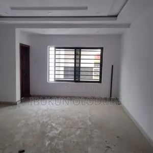 Furnished 4bdrm Duplex in Shonibare Estate, Maryland for rent
