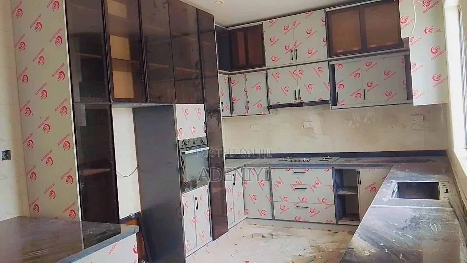 Kitchen Cabinet With Profile