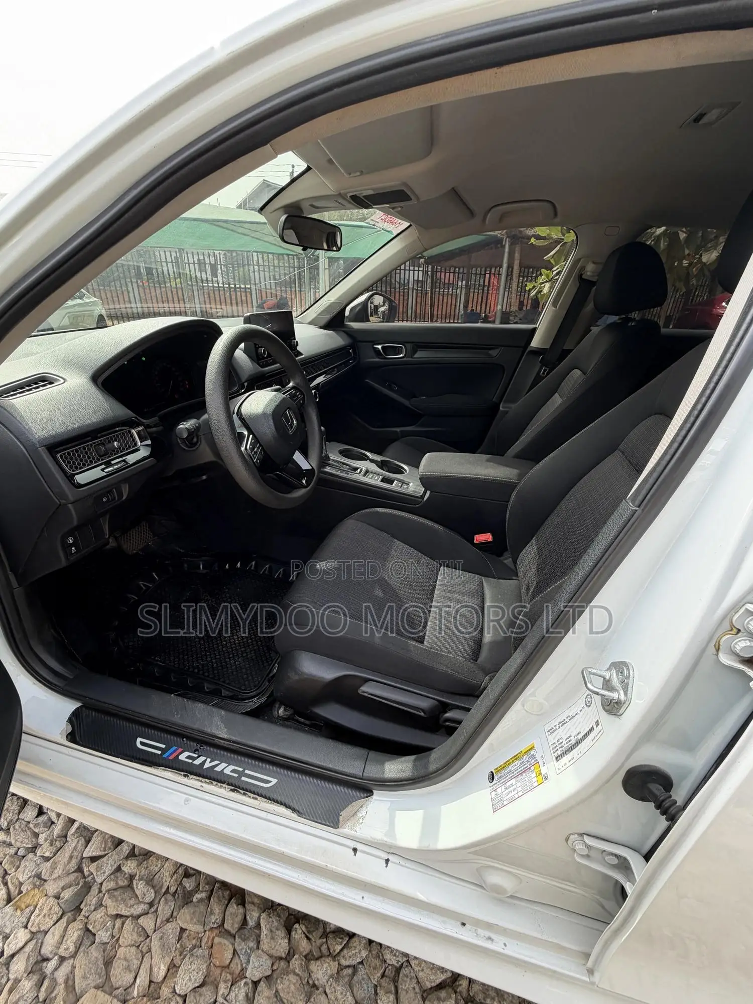 Honda Civic EX 2022 White