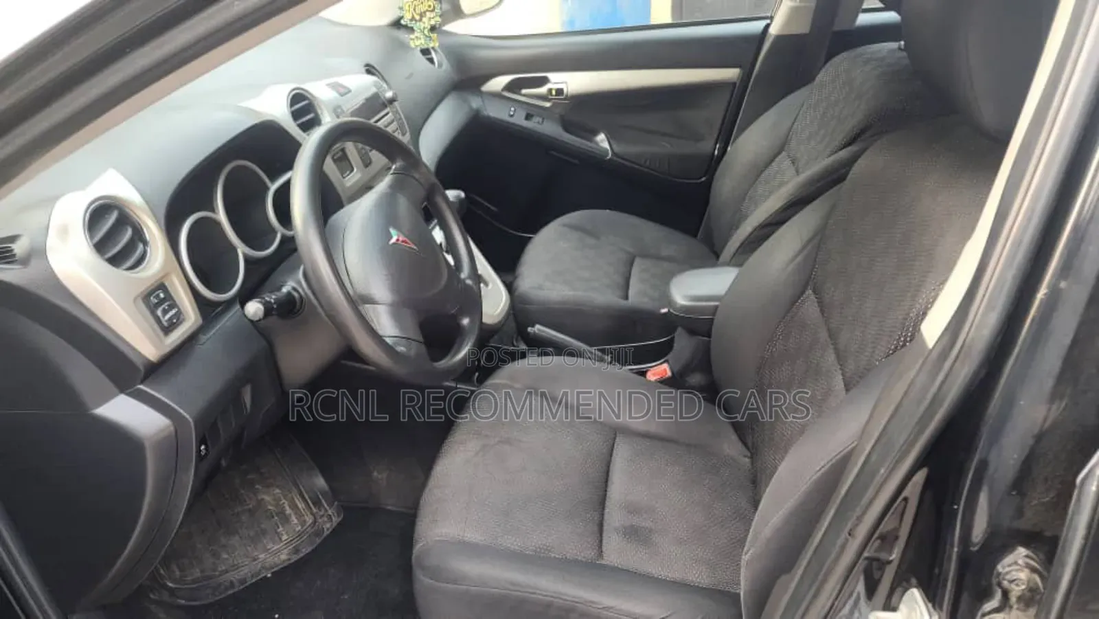 Pontiac Vibe 2.4 4WD 2009 Black