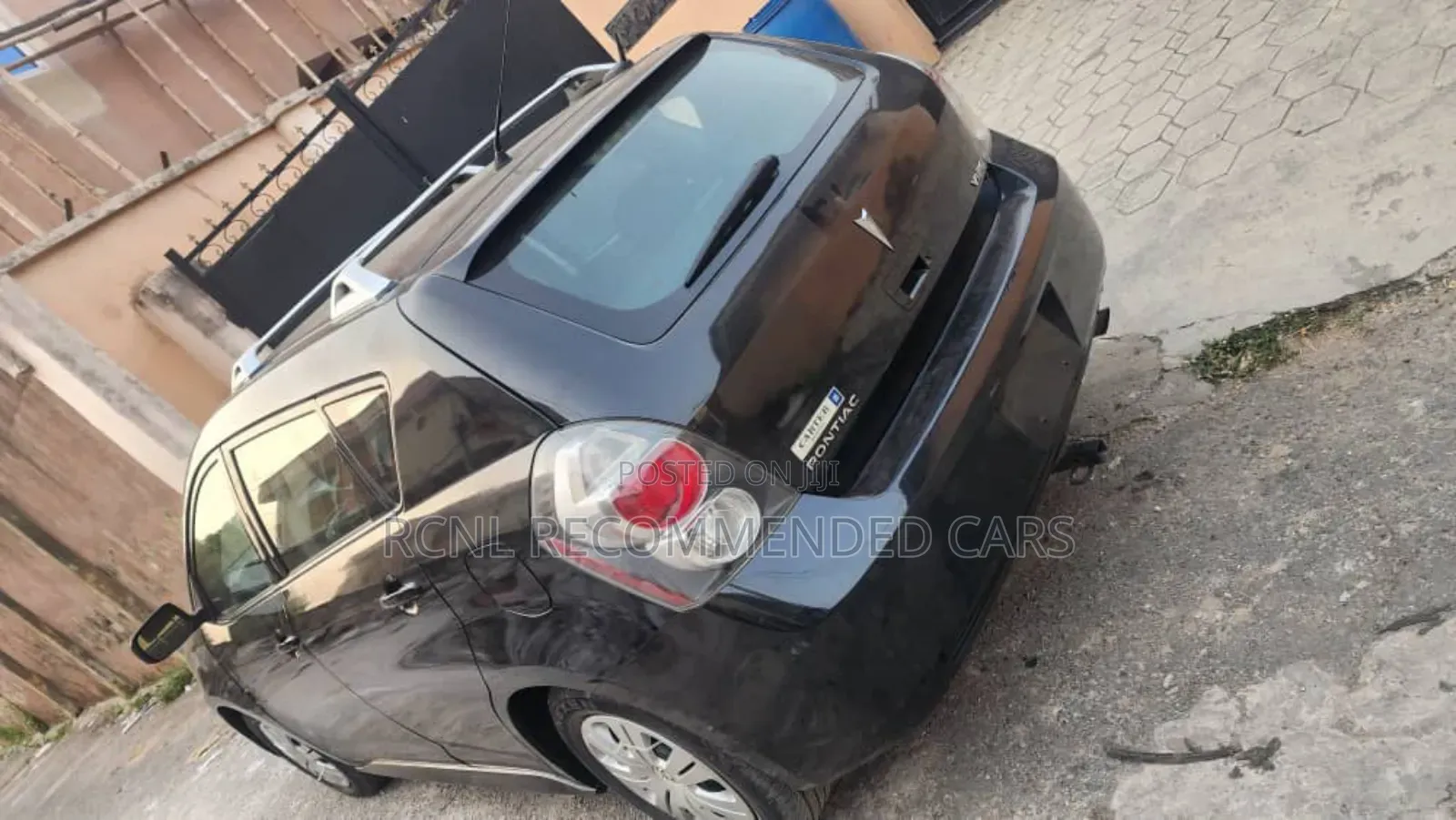 Pontiac Vibe 2.4 4WD 2009 Black