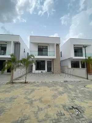 4bdrm Duplex in Dpkay Estate, Lekki Phase 2 for sale