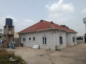 3bdrm Bungalow in Ibadan for sale