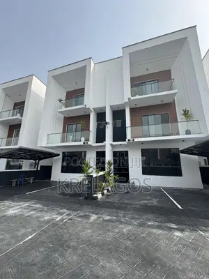4bdrm Duplex in Orchid, Chevron for sale