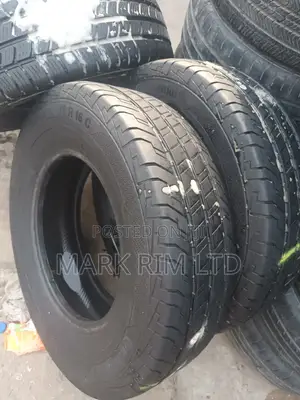 225/75r16c Tire