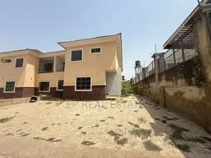 4bdrm Duplex in Durumi for sale