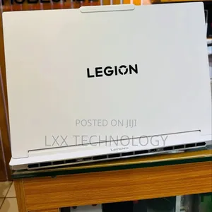 New Laptop Lenovo Legion 7 32GB Intel Core Ultra 9 SSD 1T