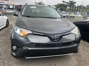 Toyota RAV4 Limited FWD (2.5L 4cyl 6A) 2016 Gray