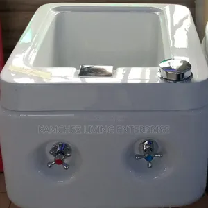 Luxury Pedicure Bowl With Water Massage Jets – Acrylic Foot Spa