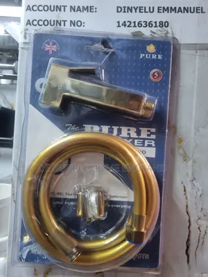 Executive Pressing Shower Gold