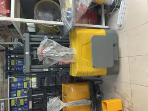 2tonsx2m Full Electric Stacker