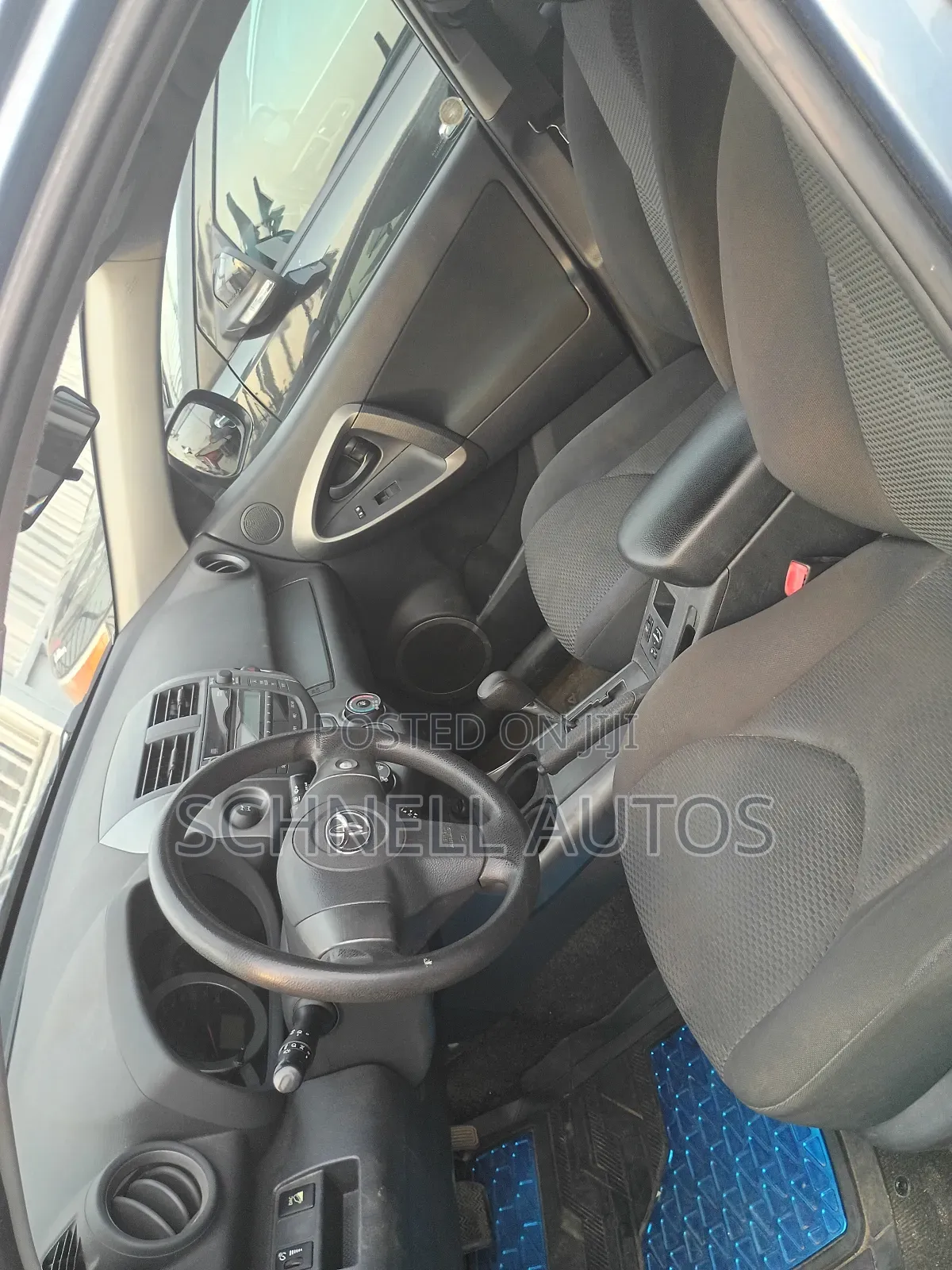 Toyota RAV4 3.5 2011 Blue