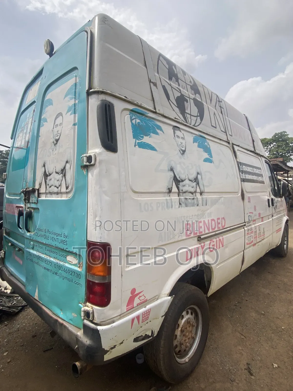 Ford Transit 1989 White