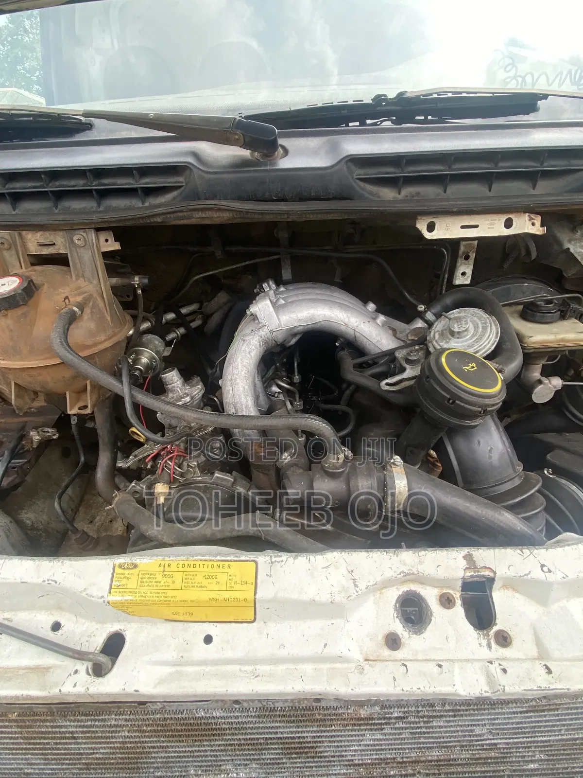 Ford Transit 1989 White