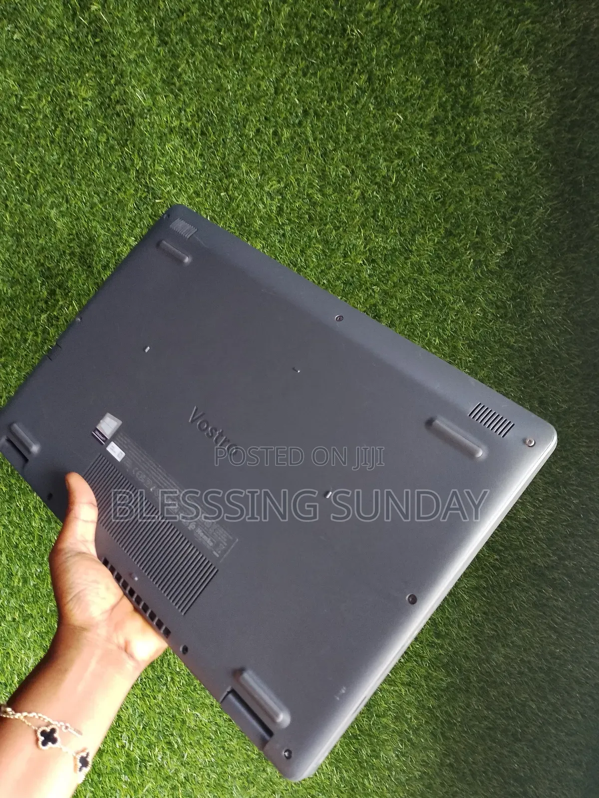 Laptop Dell Vostro 3400 8GB Intel Core i5 HDD 1T