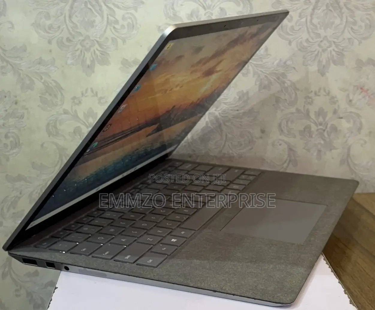 Laptop Microsoft Surface Laptop 2 8GB Intel Core i5 SSD 128GB