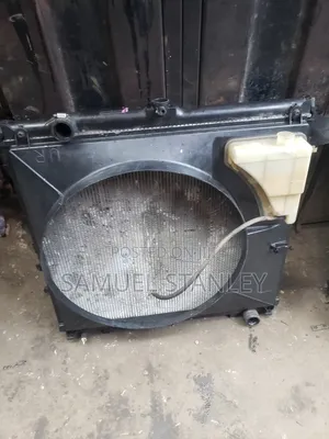 Complete Radiator Tundra 010