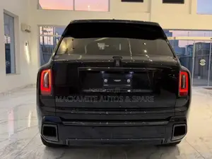 New Rolls-Royce Cullinan 2025 Black