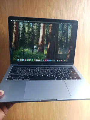 Laptop Apple MacBook Pro 2019 8GB Intel Core i5 SSD 256GB