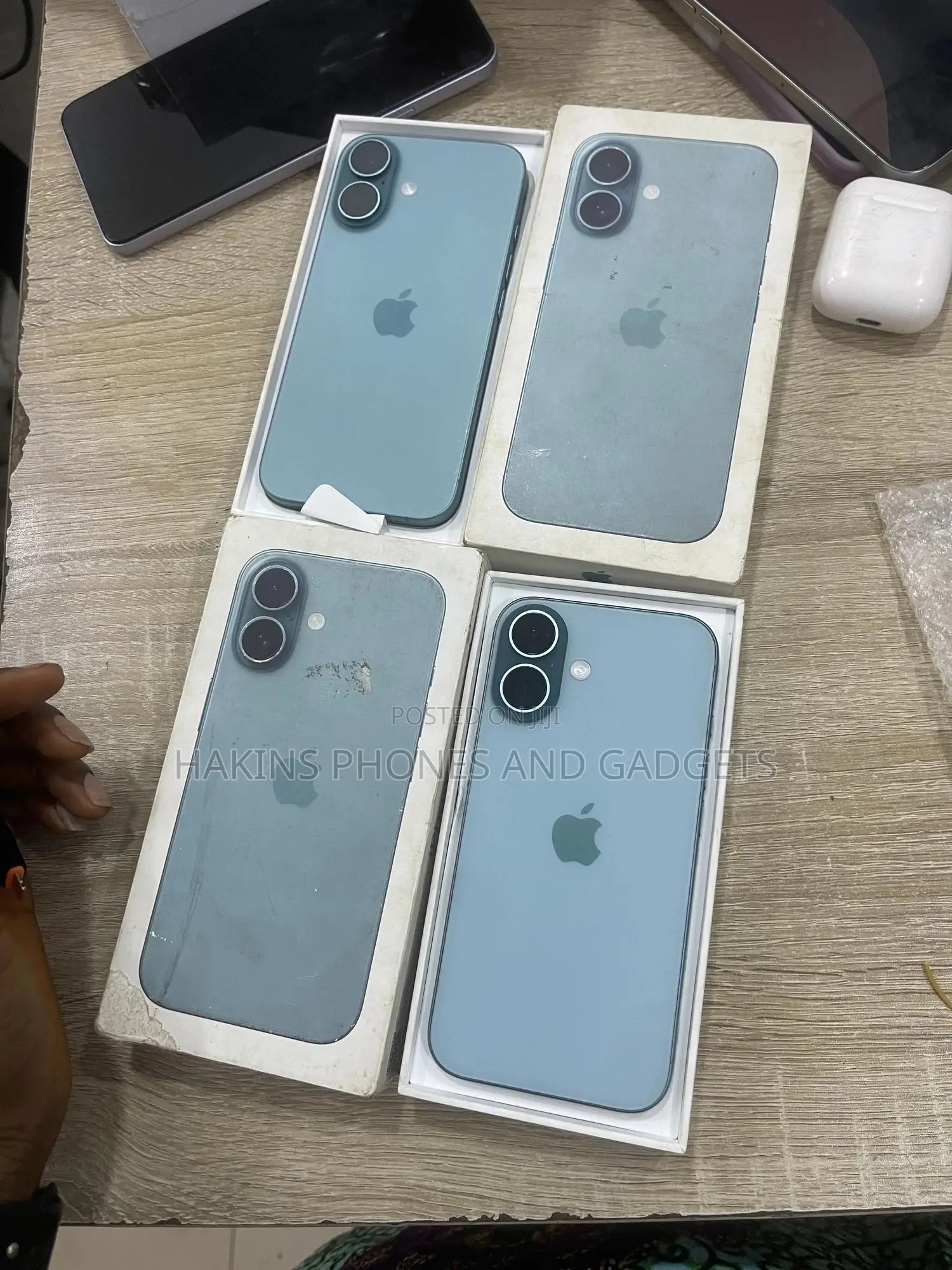 Apple iPhone 16 128 GB Green