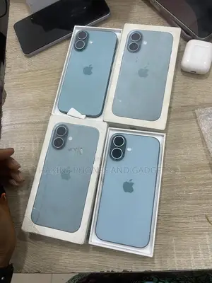 Apple iPhone 16 128 GB Green