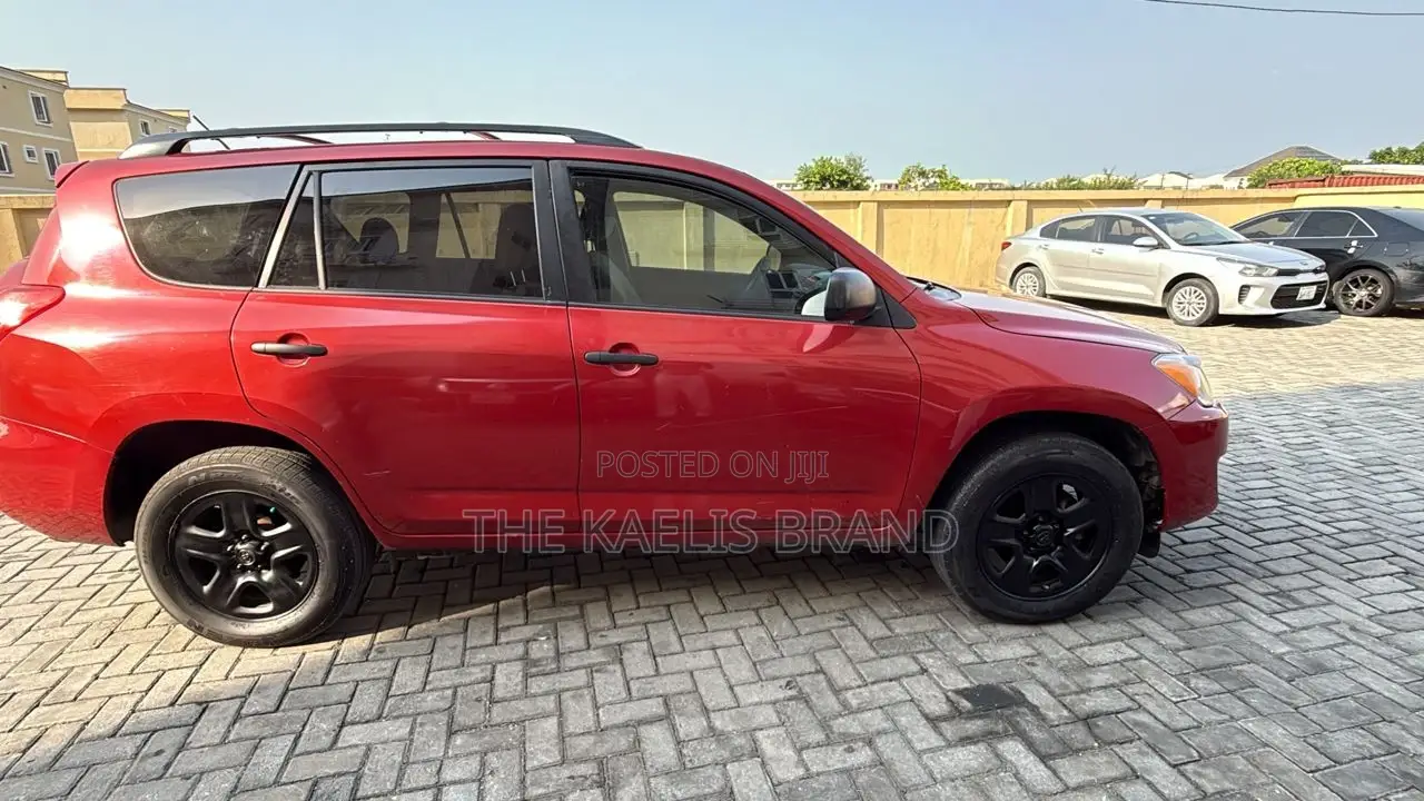 Toyota RAV4 2012 Red