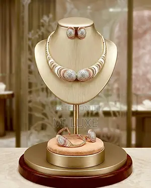 Luxury 4-in-1 Rose Gold Bridal Crystal Jewelry Set
