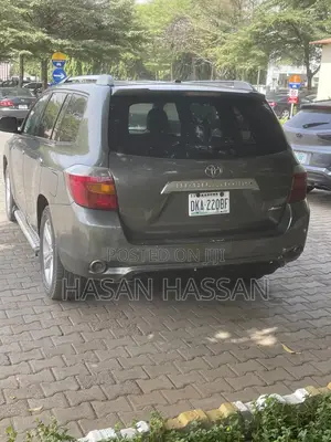 Toyota Highlander 2010 Green