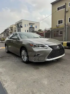 Lexus ES 350 FWD 2016 Silver
