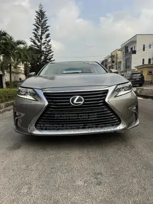 Lexus ES 350 FWD 2016 Silver