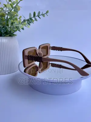 Chanel-Inspired Rectangular Sunglasses – Bold Statement Eyewear