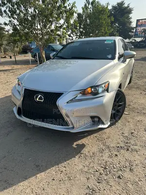 Lexus IS 2016 Silver