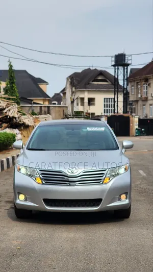 Toyota Venza Limited 2012 Silver